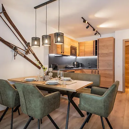 Alpenparks & Taxacher 5*