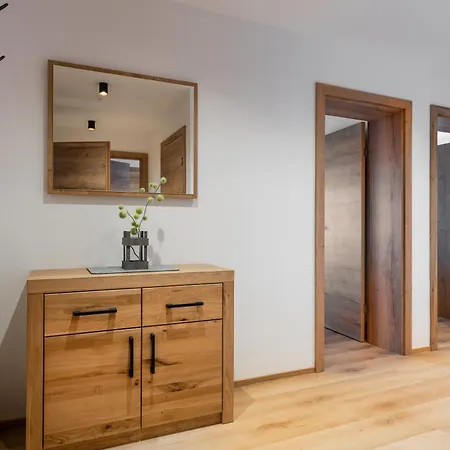 Alpenparks & Taxacher Hotel 5*