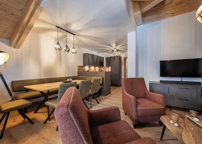 Alpenparks & Taxacher 5* Кирхберг