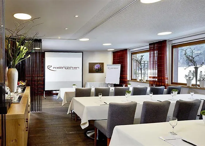 Alpenparks & Taxacher Отель 5*