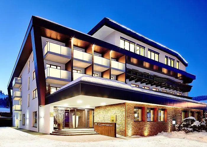 Alpenparks & Taxacher 5* Кирхберг