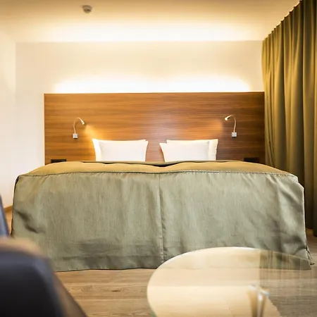 Alpenparks & Taxacher