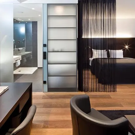 Hotel Restaurant Rosengarten 5*