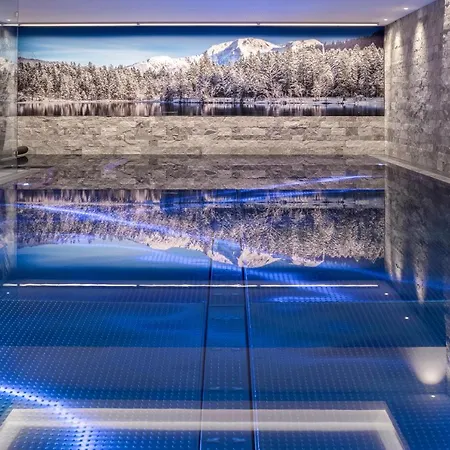 Alpenparks & Taxacher 5*