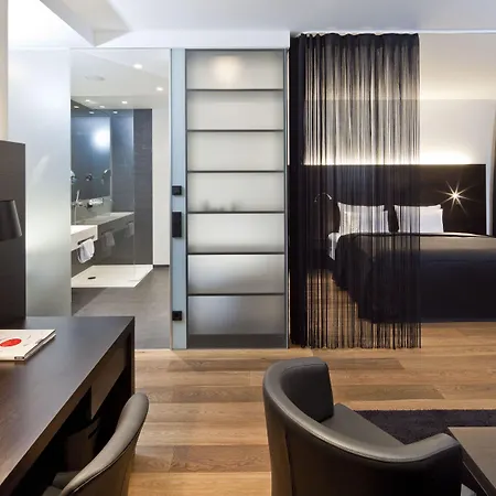 Hotell Alpenparks & Taxacher