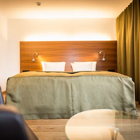 Hotell Alpenparks & Taxacher